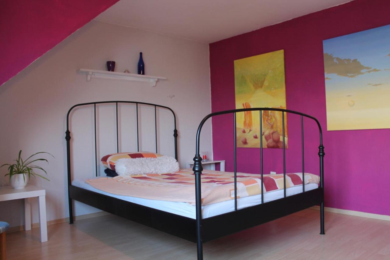 Ferienwohnung Im Galerie-Haus Urbar  Bagian luar foto